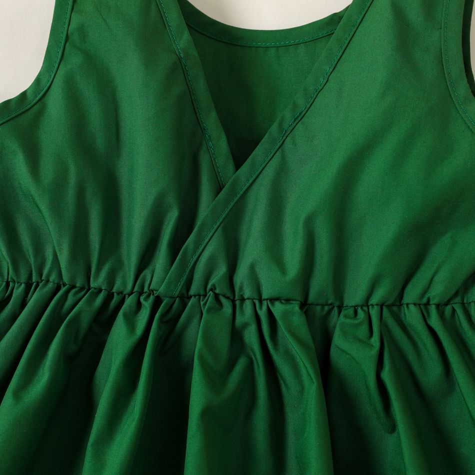 Toddler Girl 3D Floral Design Back V Neck Solid Color Sleeveless Dress Green big image 4