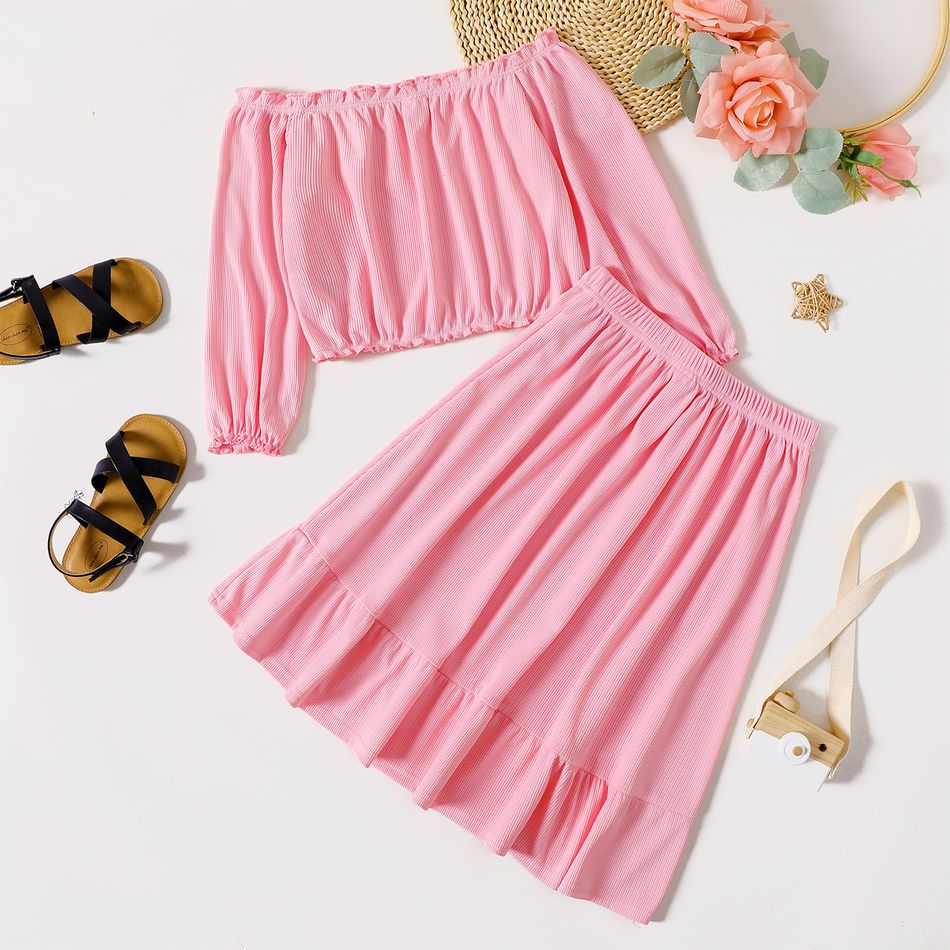 2-piece Kid Girl Ruffled Off Shoulder Long-sleeve Pink Tee and Elasticized Skirt Set Pink
