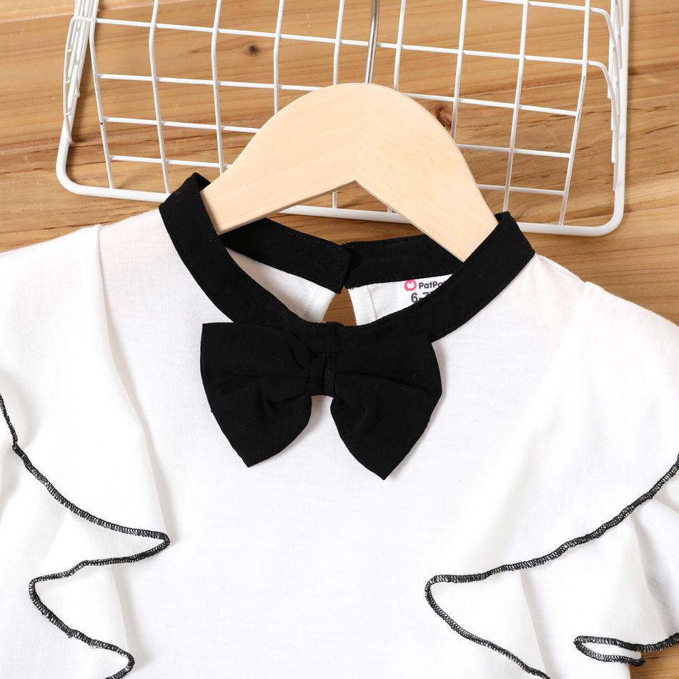 2-قطعة طفل فتاة BOWKNOT تصميم بلوزة بيضاء بأكمام رفرفة ومجموعة شورت أسود مكشكش أسود / أبيض big image 3
