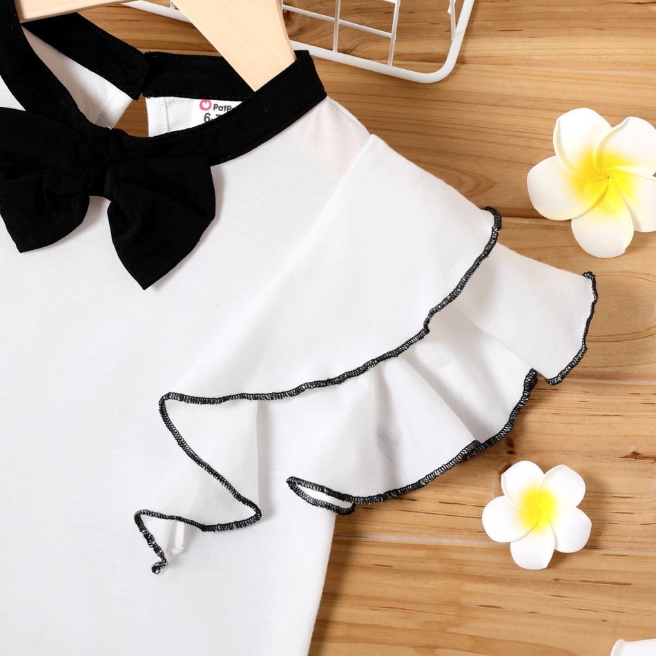 2-قطعة طفل فتاة BOWKNOT تصميم بلوزة بيضاء بأكمام رفرفة ومجموعة شورت أسود مكشكش أسود / أبيض big image 4