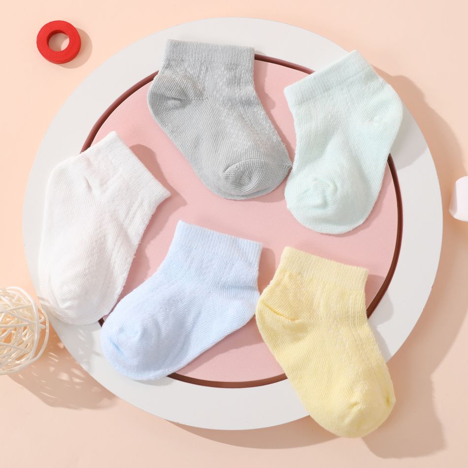 5 عبوات من جوارب للأطفال الرضع / الأطفال الصغار / الأطفال بلون نقي تسمح بمرور الهواء متعدد الألوان