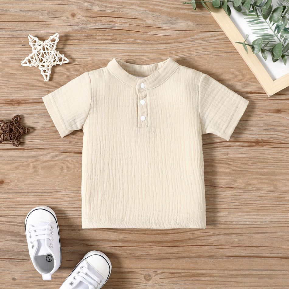 Einfarbiges Kurzarm-T-Shirt mit Druckknöpfen aus Crêpe für Jungen/Mädchen Beige