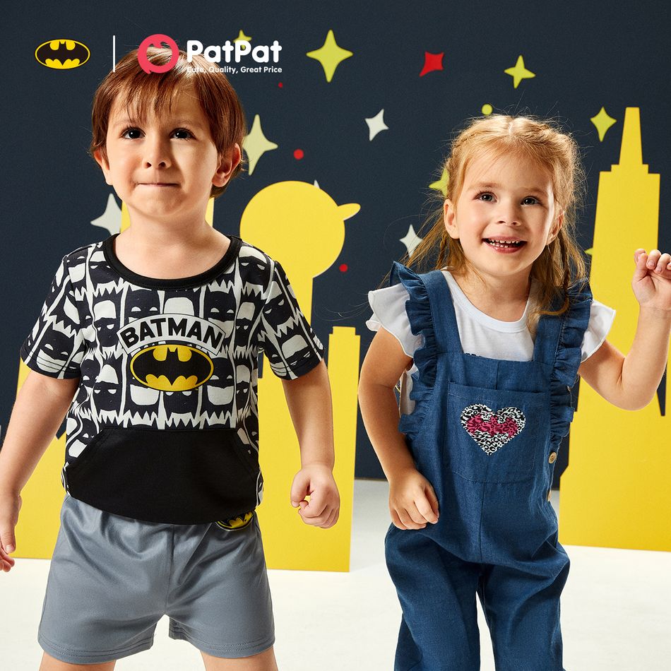 Batman 2pcs Toddler Girl Heart Print Flutter-sleeve White Tee and Ruffled Denim Overalls Set Blue big image 4