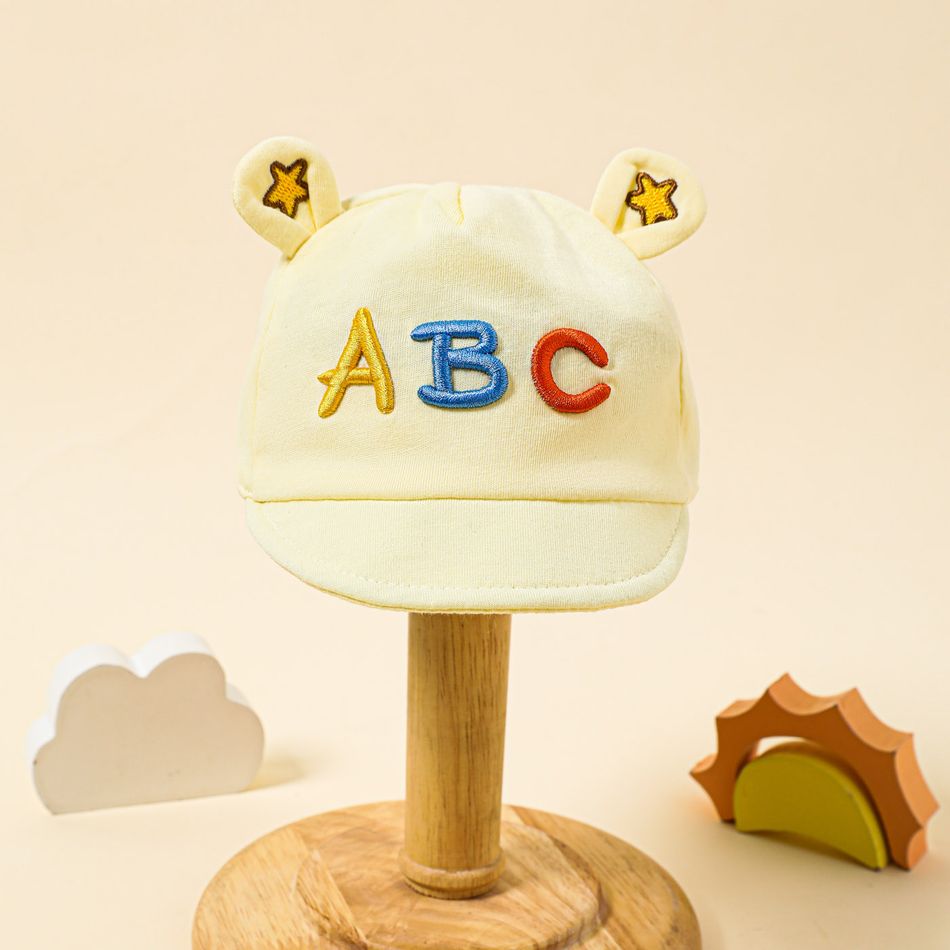 chapéu de viseira de orelhas duplas com padrão abc de letra de bebê Amarelo