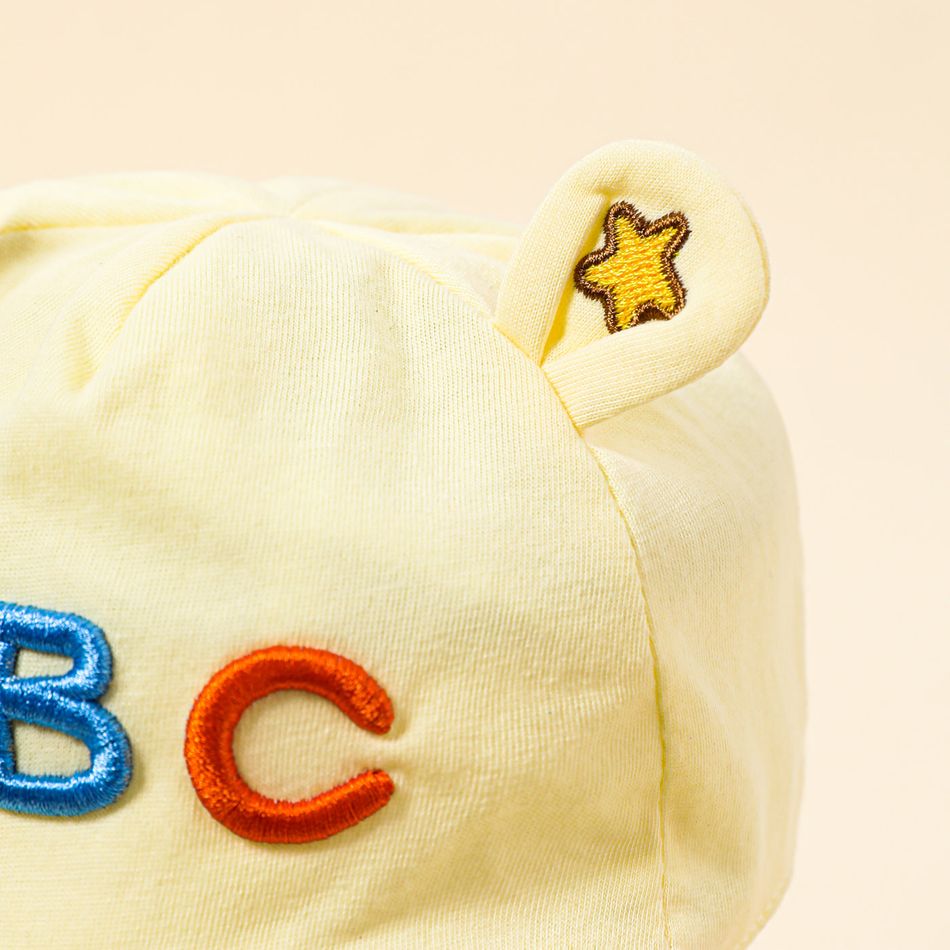 chapéu de viseira de orelhas duplas com padrão abc de letra de bebê Amarelo big image 4