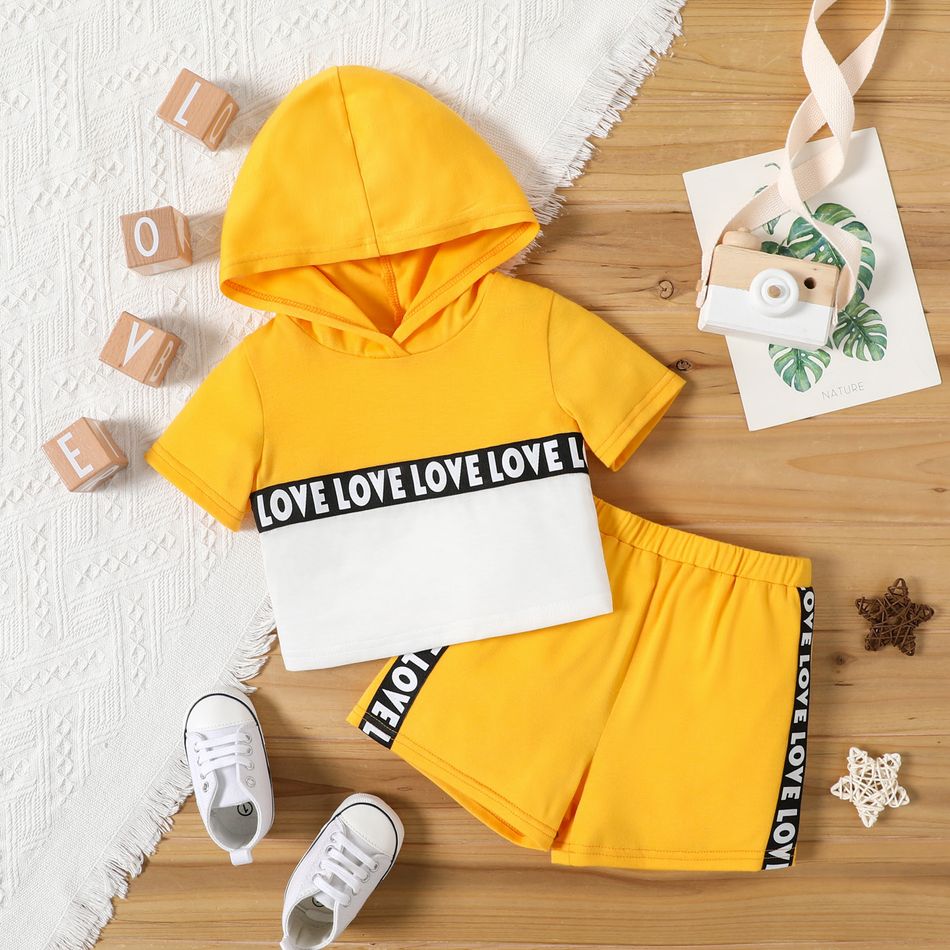 Baby Boy/Girl Letter Print Colorblock Hooded Short-sleeve Top and Shorts Set TenderYellow