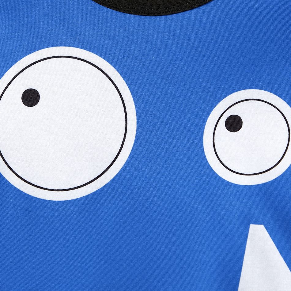 2pcs Kid Boy Face Graphic Print Colorblock Short-sleeve Tee and Black Shorts Set Blue big image 3