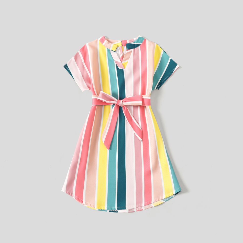 Family Matching Multicolor Striped V Neck Short-sleeve Belted Dresses and Colorblock T-shirts Sets COLOREDSTRIPES big image 3