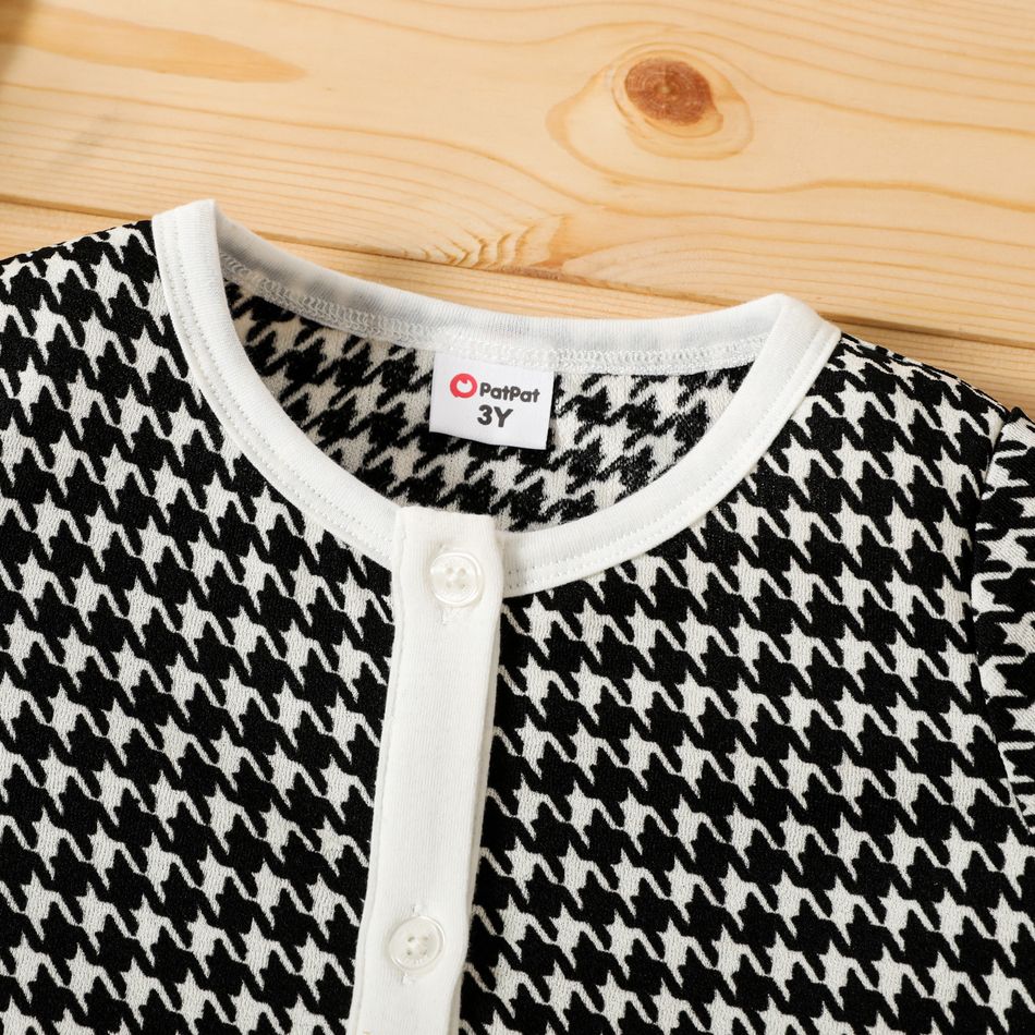 2pcs Toddler Girl Houndstooth Print Button Design Tweed Style Short-sleeve Tee and Shorts Set BlackandWhite big image 3