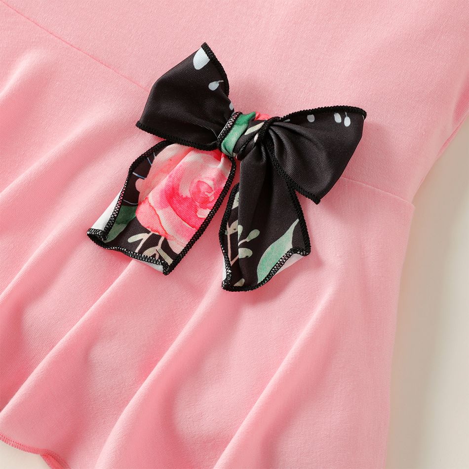 2pcs Kid Girl Bowknot Design Sleeveless Tee and Floral Print Leggings Shorts Set Pink big image 3