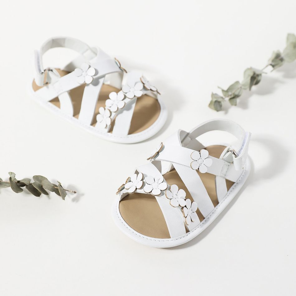 طفل / طفل صغير ديكور الأزهار الصنادل البيضاء prewalker الأحذية أبيض big image 1