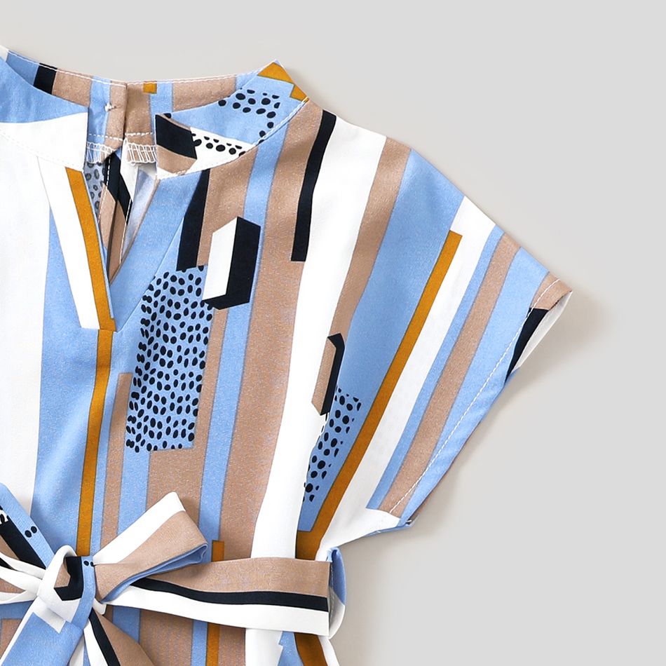 Family Matching Geometric Striped Notch Neck Short-sleeve Belted Dresses and Colorblock Short-sleeve T-shirts Sets lightbluewhite big image 7