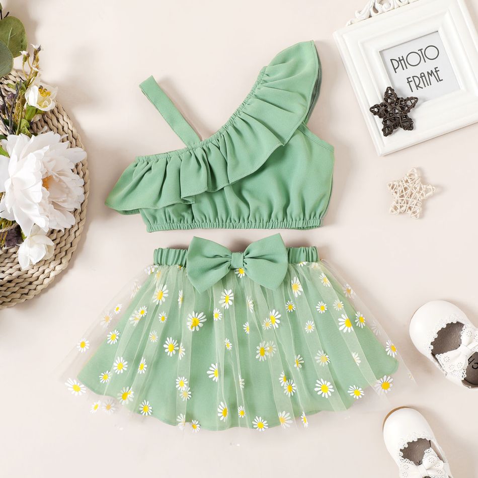 2pcs Baby Girl Green Ruffle Trim One Shoulder Tank Crop Top and Bow Front Allover Daisy Floral Print Mesh Skirt Set Light Green
