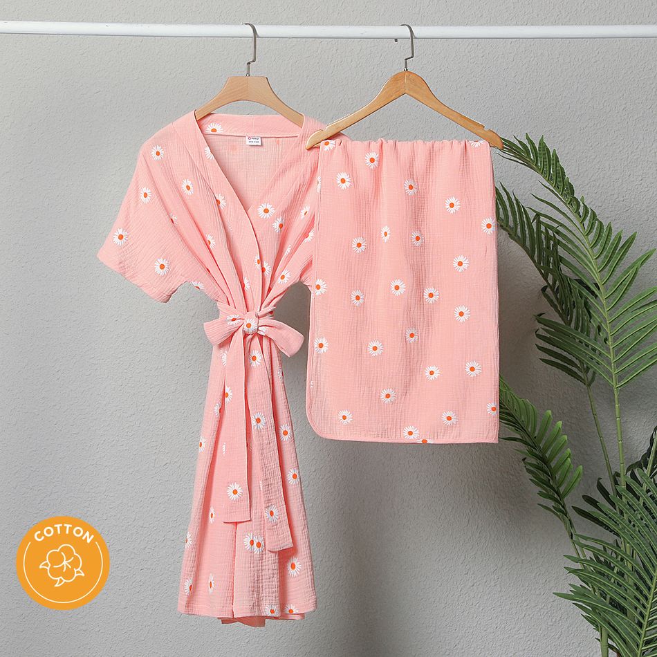 Mommy and Me 100% Cotton Crepe All Over Daisy Floral Print Pink Short-sleeve Robe and Swaddle Set pink