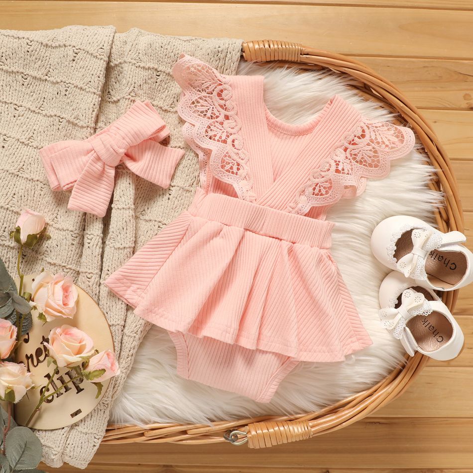 2pcs Baby Girl 95% Cotton Lace Flutter-sleeve Solid Ribbed Romper with Headband Set Pink big image 2