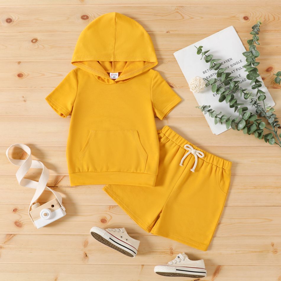 2pcs Toddler Boy Basic Solid Color Pocket Design Hooded Short-sleeve Tee and Elasticized Shrots Set Yellow