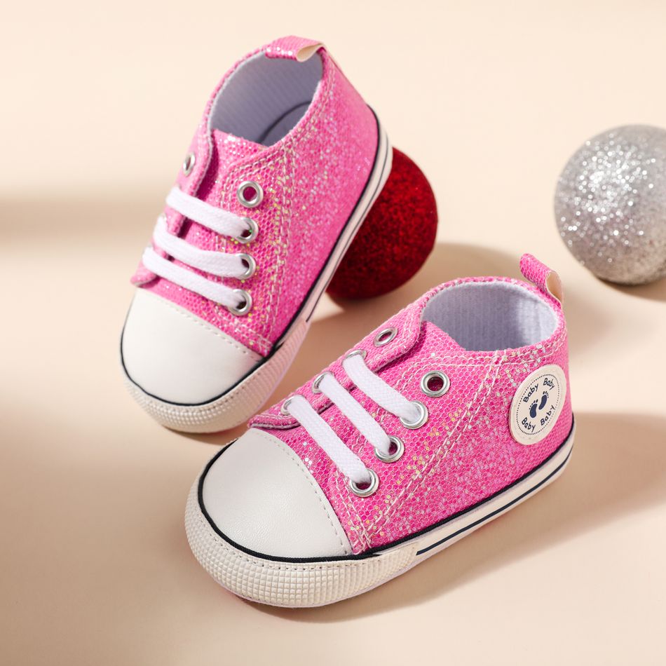 Sapatos pré-andar de lantejoulas allover de lantejoulas para bebê/criança Rosa Quente