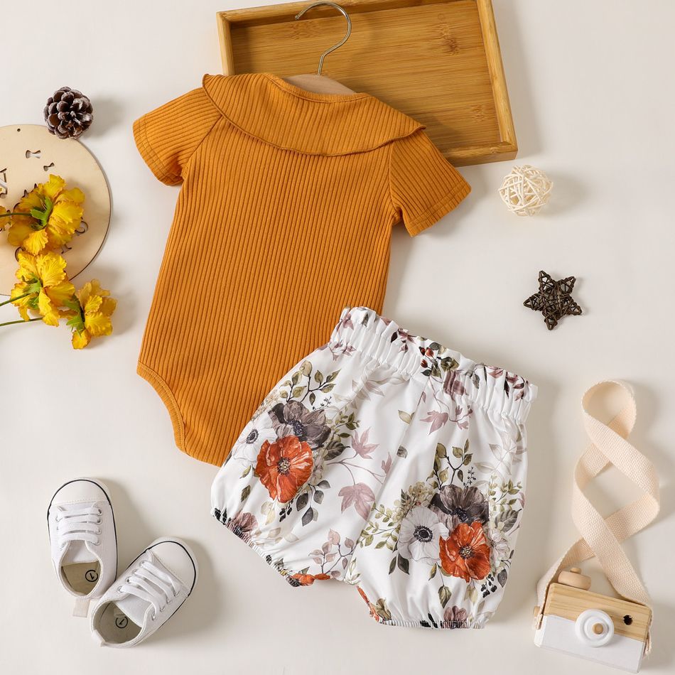 2pcs Baby Girl Solid Rib Knit Peter Pan Collar Short-sleeve Romper and Floral Print Shorts Set Yellow big image 2