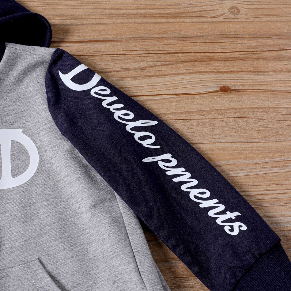 2pcs Toddler Boy Letter Print Colorblock Hooded Sweatshirt and Pants Set ColorBlock big image 4