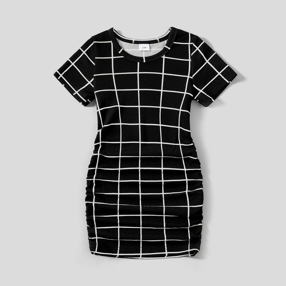 Family Matching Plaid Short-sleeve Drawstring Ruched Bodycon Dresses and T-shirts Sets Black/White big image 6