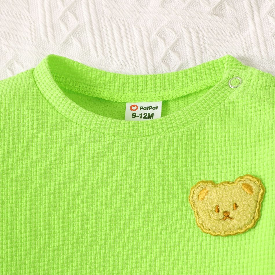 2pcs Baby Boy Cartoon Bear Detail Solid Textured Long-sleeve Pullover Sweatshirt and Sweatpants Set LUMINOUSYELLOW big image 4