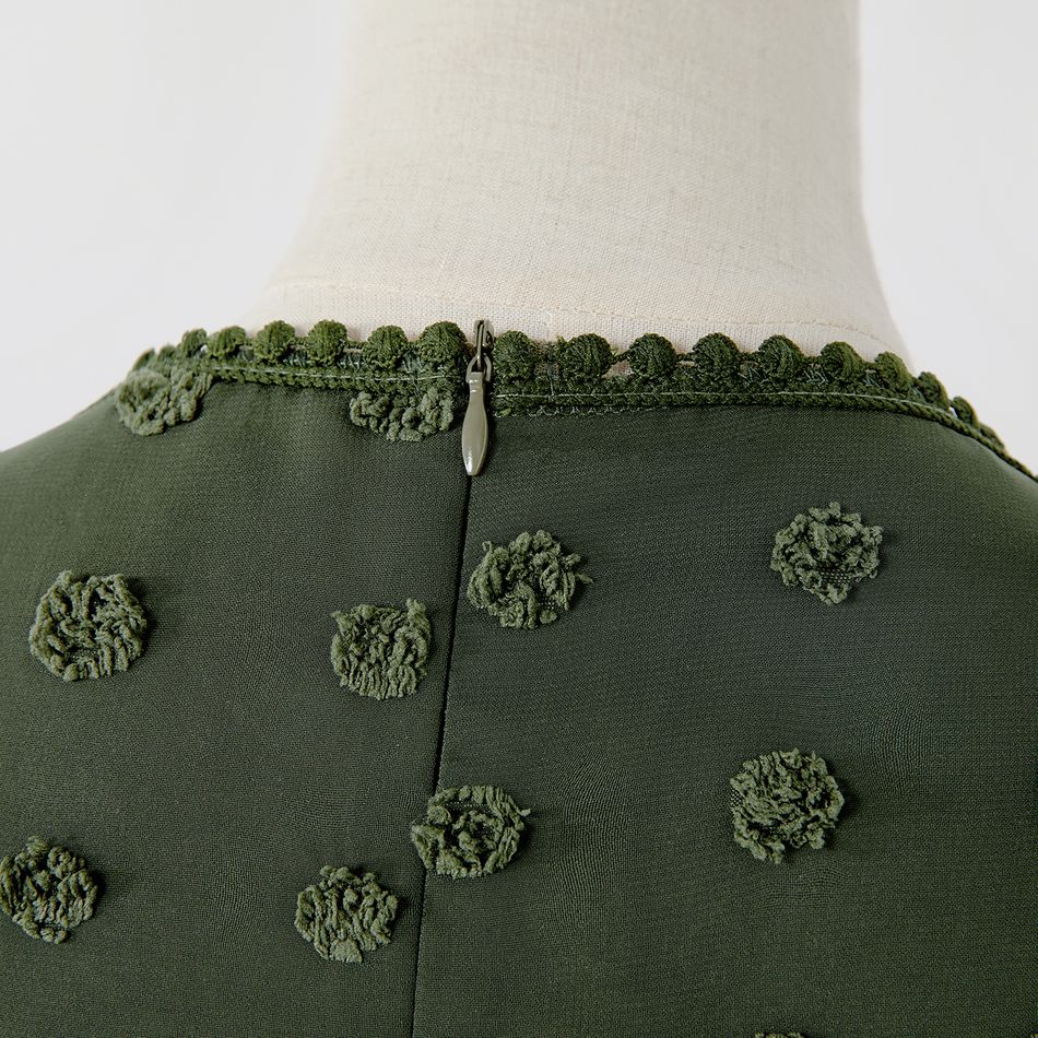 Mommy and Me Army Green Ruffle-sleeve Lace Detail Swiss Dot Dress Army green big image 4