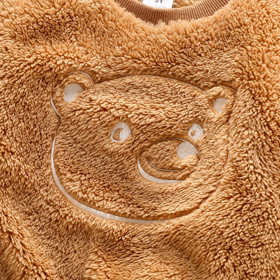 2pcs Toddler Boy Bear Pattern Fleece Brown Pullover Sweatshirt and Pants set Brown big image 4