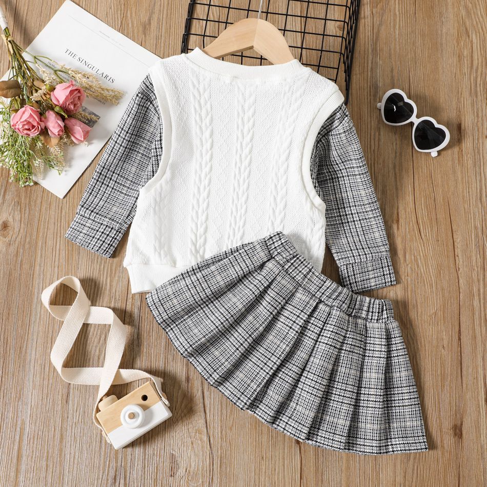 2pcs Toddler Girl Faux-two Plaid Textured Sweater and Pleated Skirt Set Grey big image 2