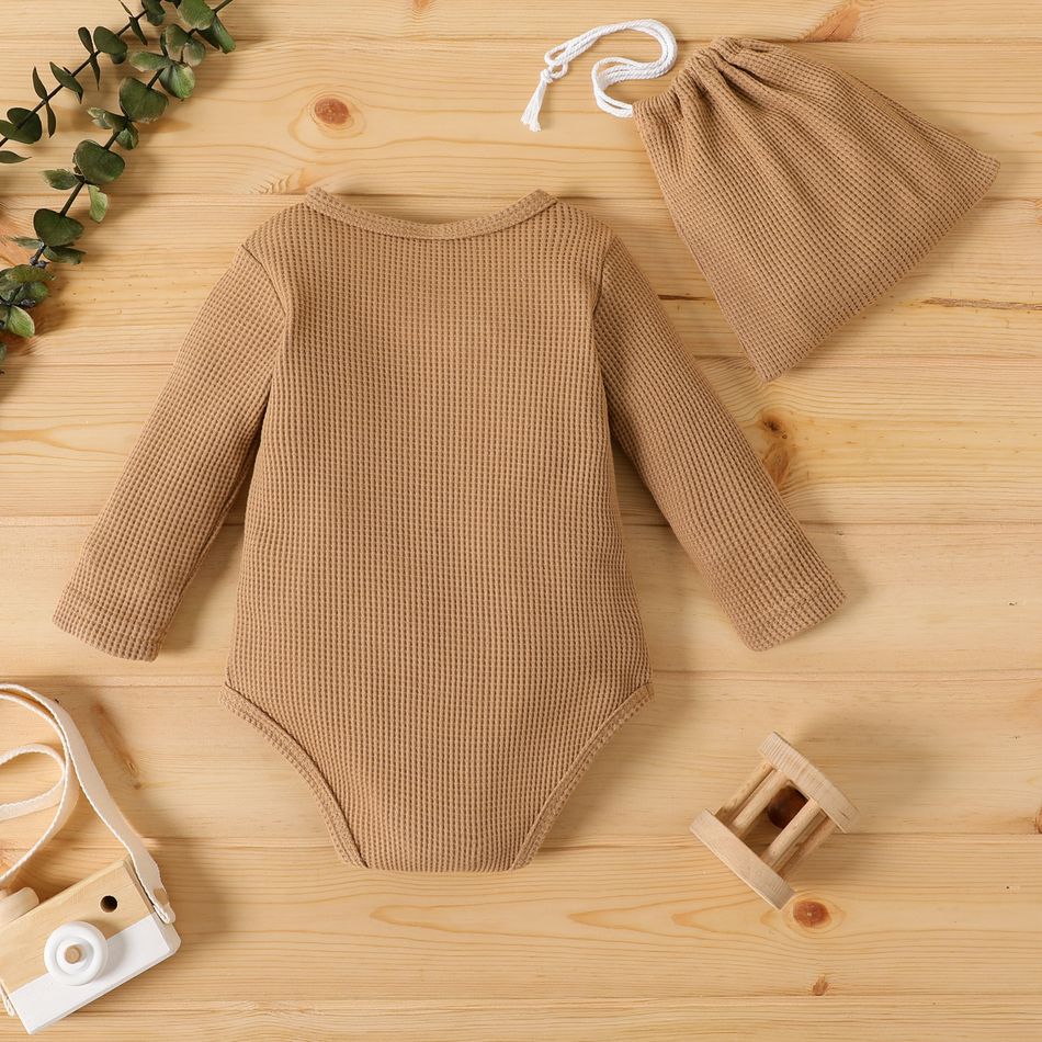 2pcs Baby Boy/Girl Button Front Solid Waffle Long-sleeve Romper with Drawstring Bag Set Khaki