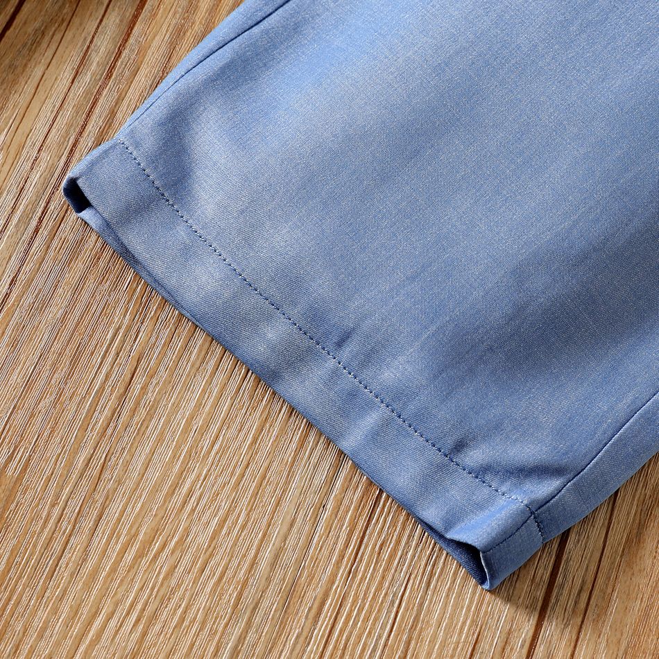 بنطلون جينز من قماش الدنيم مطبوع عليه جلد النمر أزرق big image 4