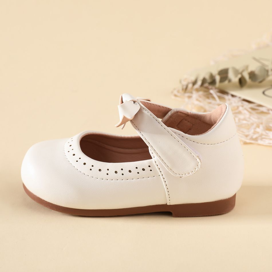 Toddler / Kid Bow Decor Hollow Out Detail White Mary Jane Shoes White big image 2