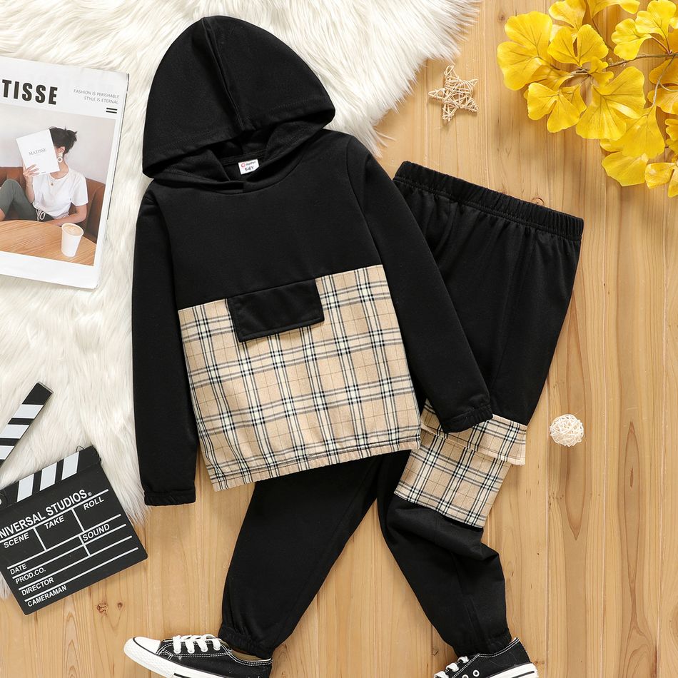 2pcs Kid Boy Plaid Splice Hoodie Sweatshirt and Pocket Design Elasticized Pants Set Black