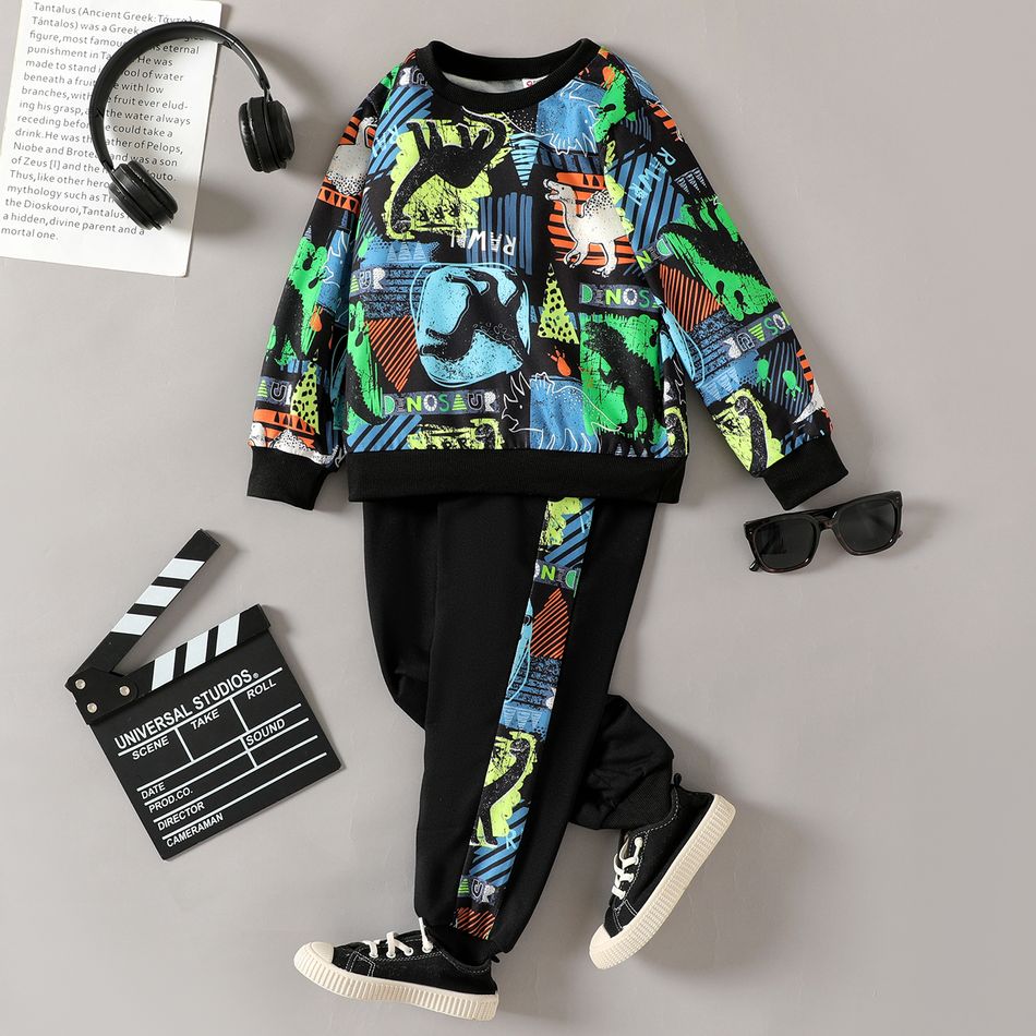 2pcs Kid Boy Animal Dinosaur Print Sweatshirt and Pants Set Black