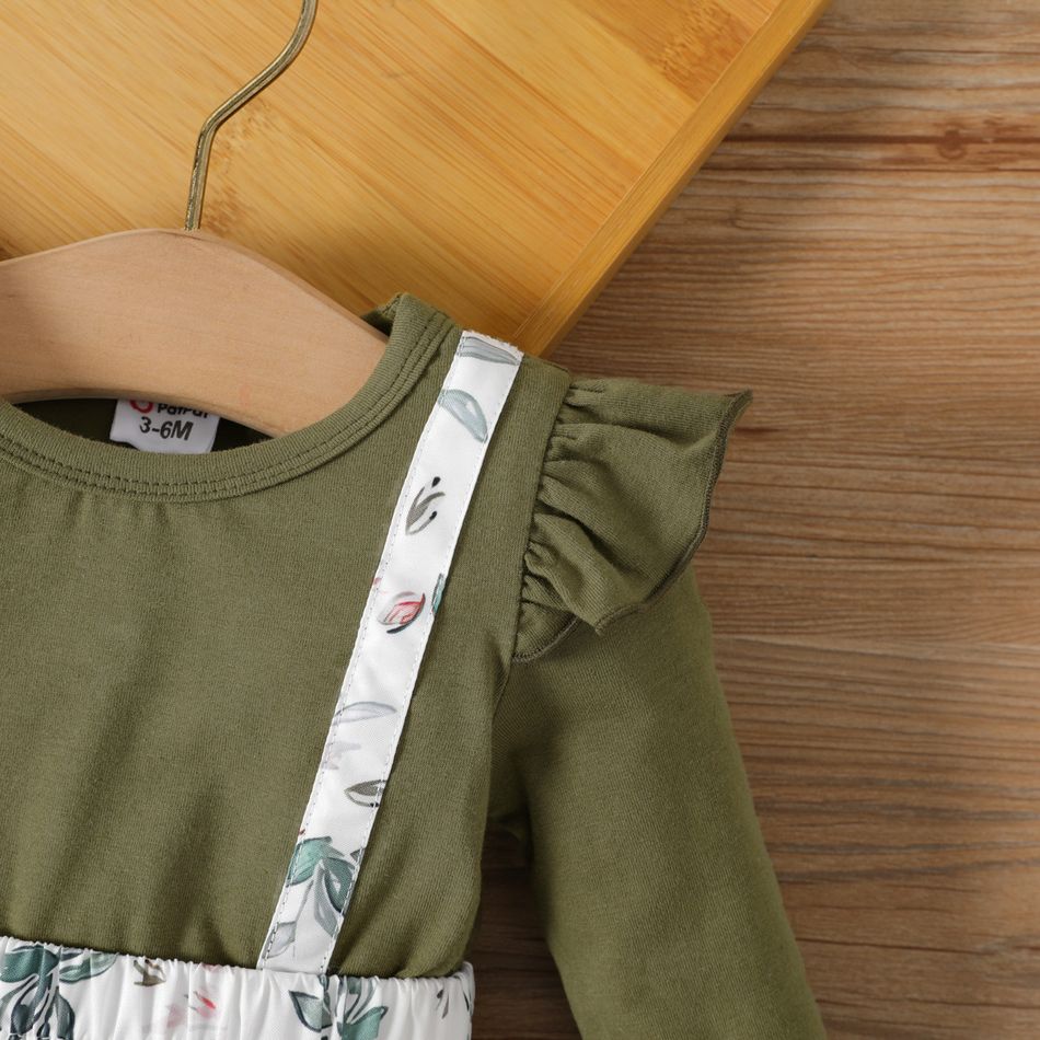 Baby Girl 95% Cotton Ruffle Long-sleeve Solid Spliced Floral Print Jumpsuit LightArmyGreen big image 3