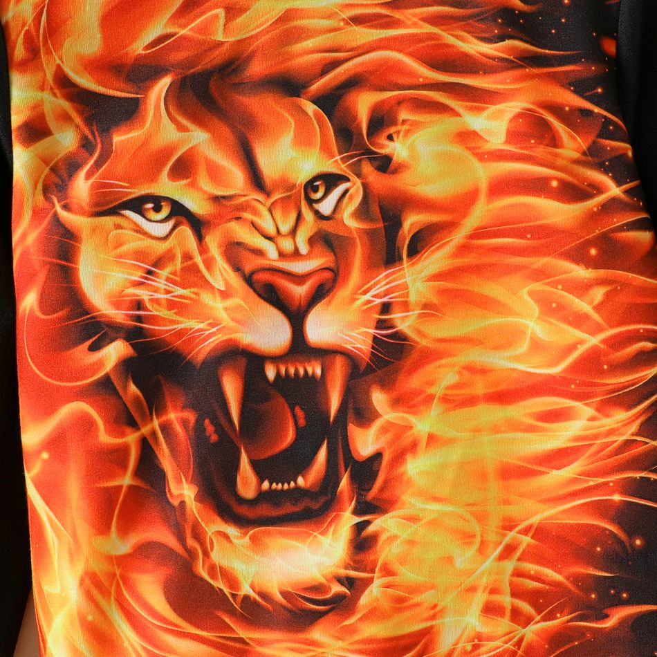 2pcs Kid Boy Animal Lion Flame Print Pullover Sweatshirt and Letter Print Pants Set Black big image 2
