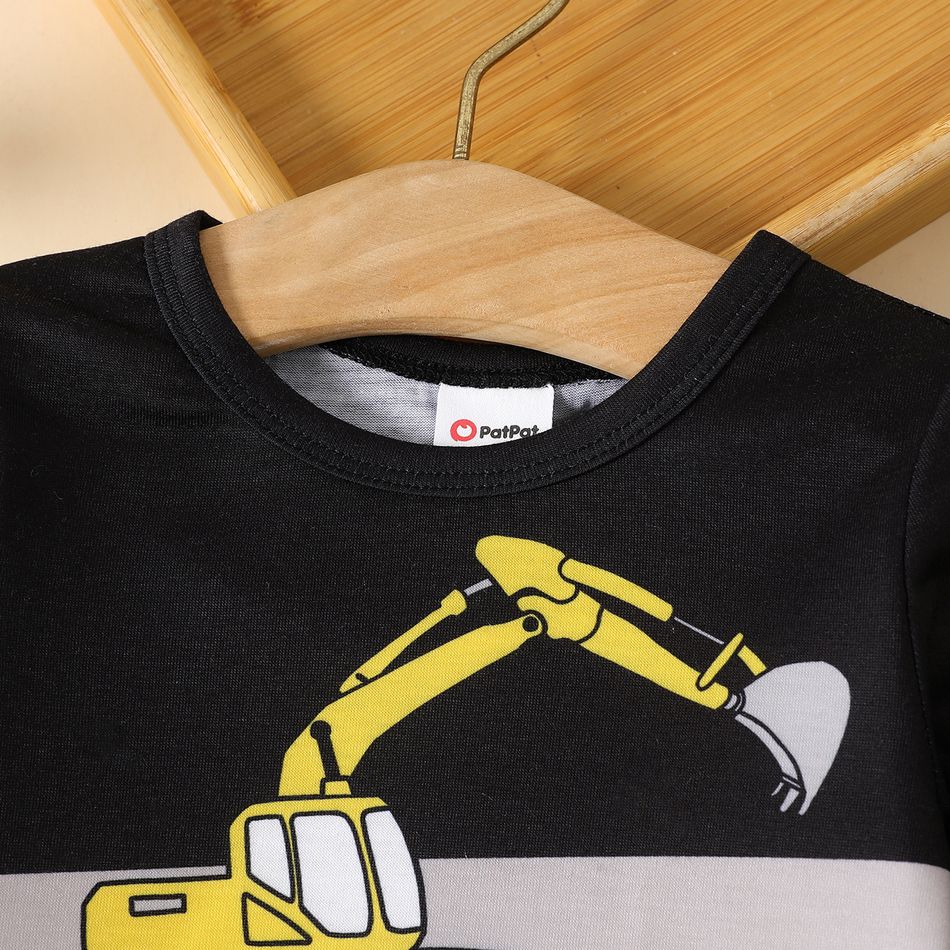 2pcs Baby Girl Long-sleeve Construction Vehicle Print Sweatshirt and Sweatpants Set ColorBlock big image 4