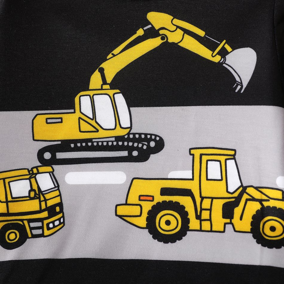 2pcs Baby Girl Long-sleeve Construction Vehicle Print Sweatshirt and Sweatpants Set ColorBlock big image 3