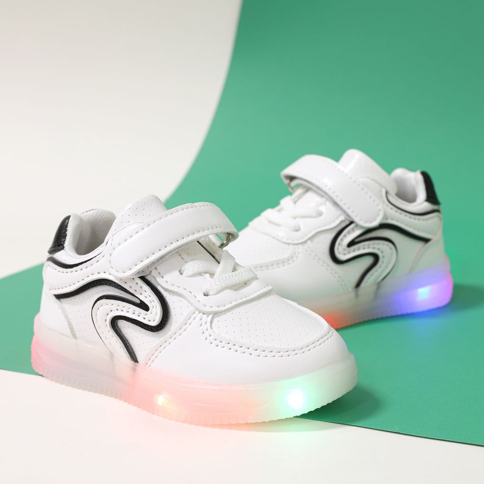Toddler / Kid Two Tone LED Sneakers Black