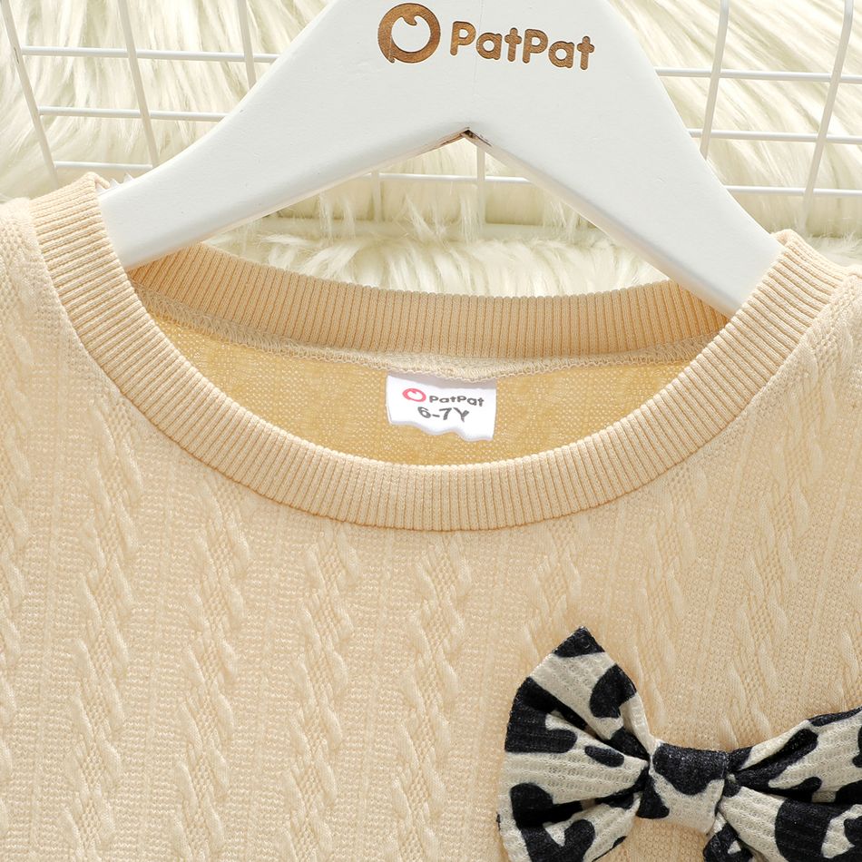 2pcs Kid Girl 3D Bowknot Design Textured Sweatshirt and Leopard Print Skirt Set Apricot big image 3