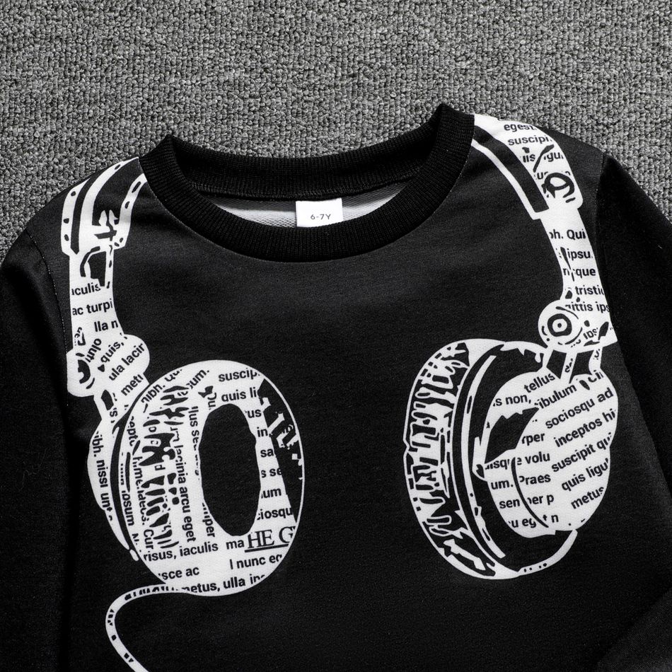 2pcs Kid Boy Headphone Print Black Sweatshirt and Allover Print Pants Set Black big image 3