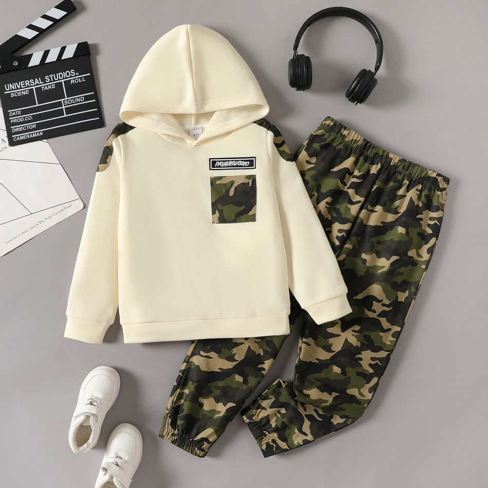 2pcs Kid Boy Camouflage Print Fleece Lined Hoodie Sweatshirt and Elasticized Pants Set LightApricot big image 2