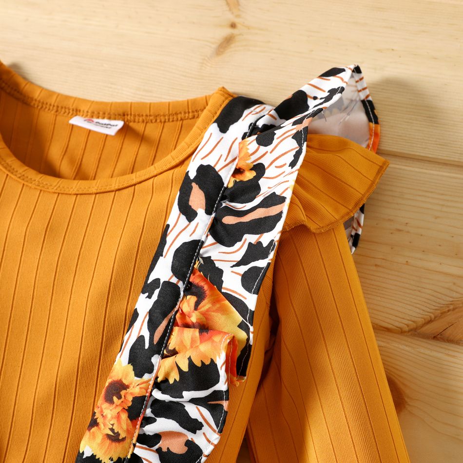 2pcs Toddler Girl Ribbed Long-sleeve Tee and Floral Print Ruffled Suspender Skirt Set Ginger-2