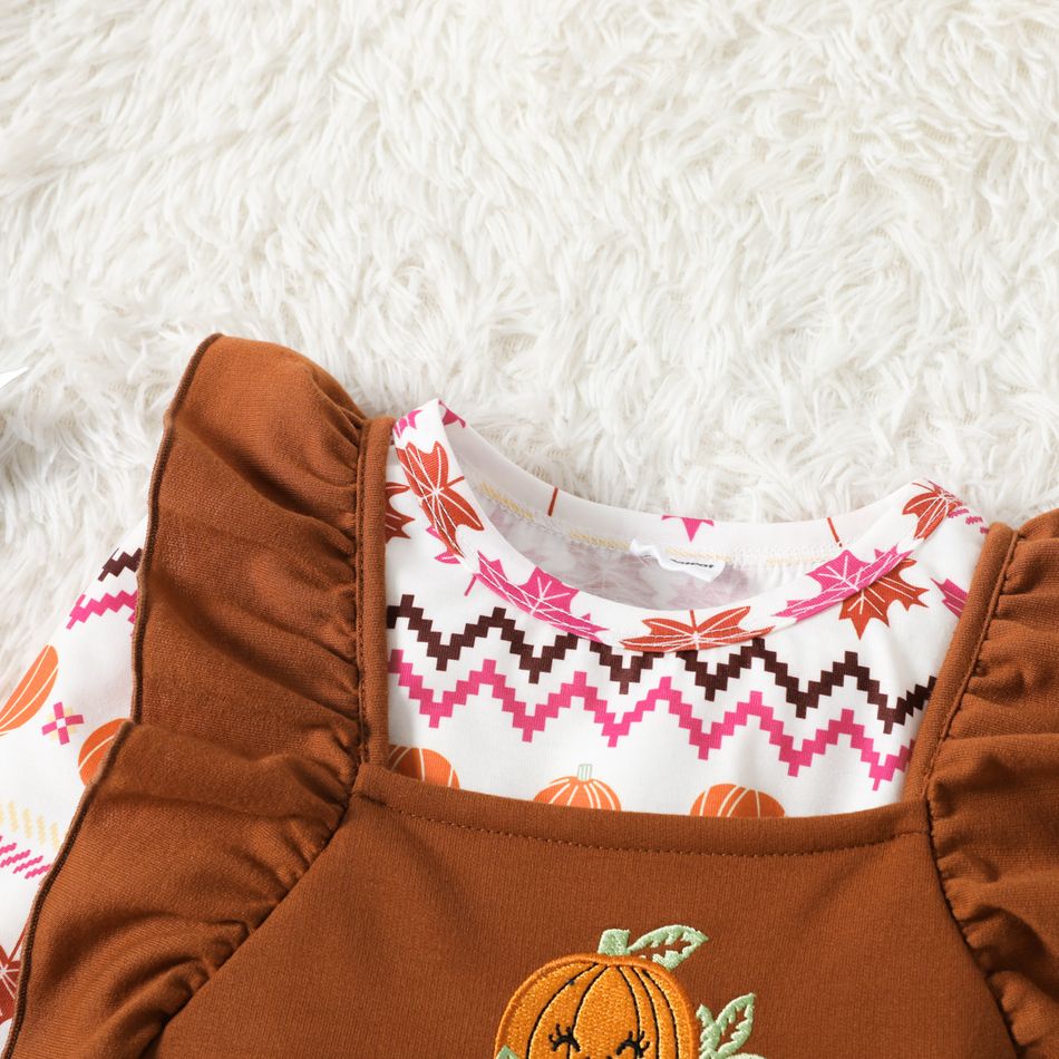 2pcs Toddler Girl Thanksgiving Allover Print Tee and Pumpkin Embroidered Overall Dress Set Brown big image 3