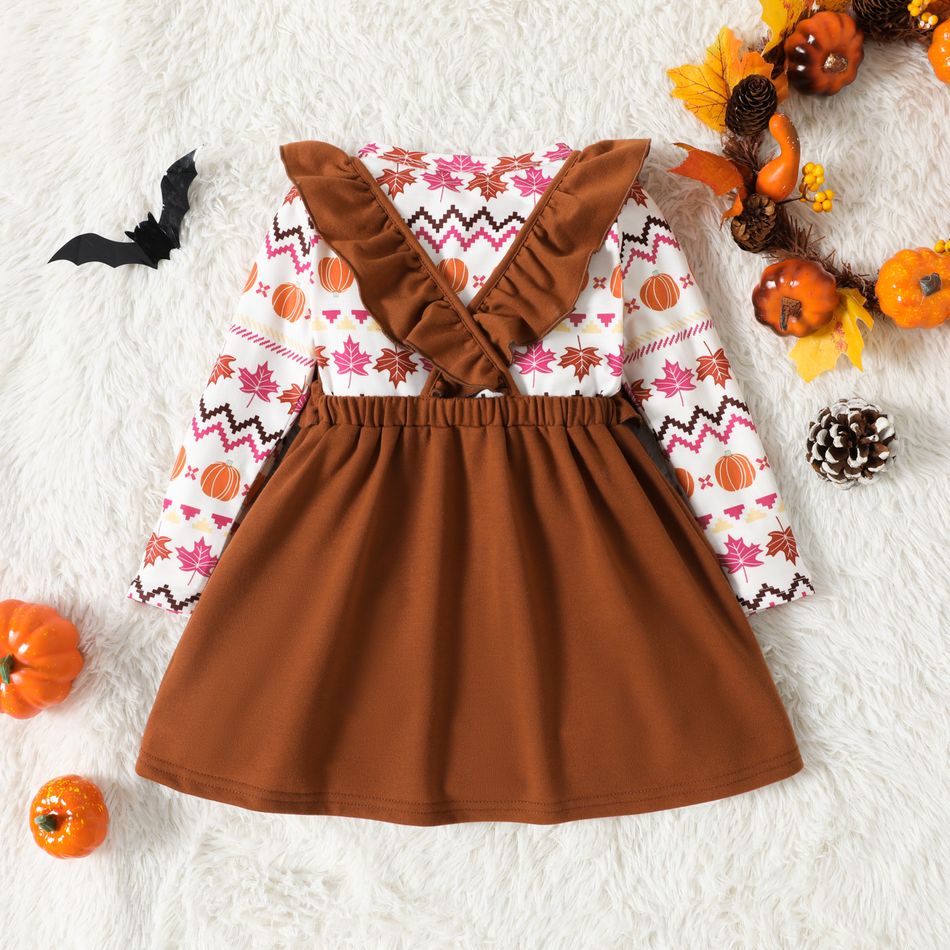 2pcs Toddler Girl Thanksgiving Allover Print Tee and Pumpkin Embroidered Overall Dress Set Brown big image 2