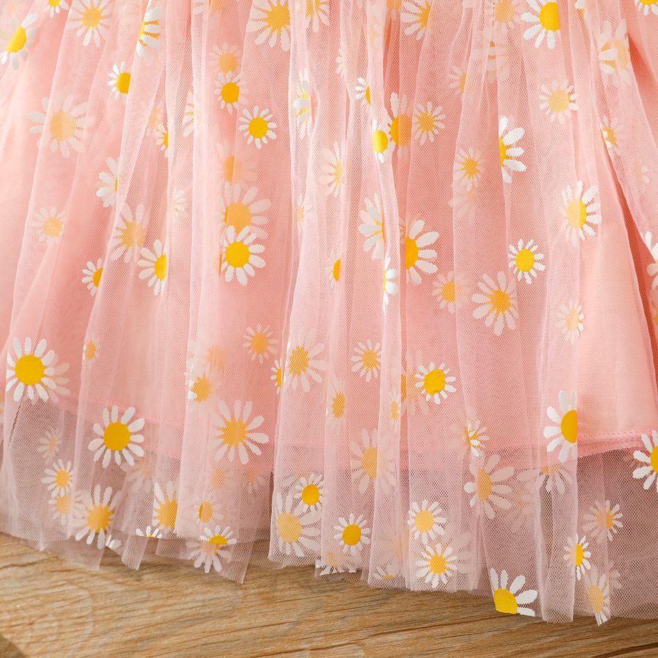 2pcs Baby Girl Pink Rib Knit Ruffle Long-sleeve Spliced Allover Daisy Floral Print Mesh Dress with Headband Set Pink big image 3