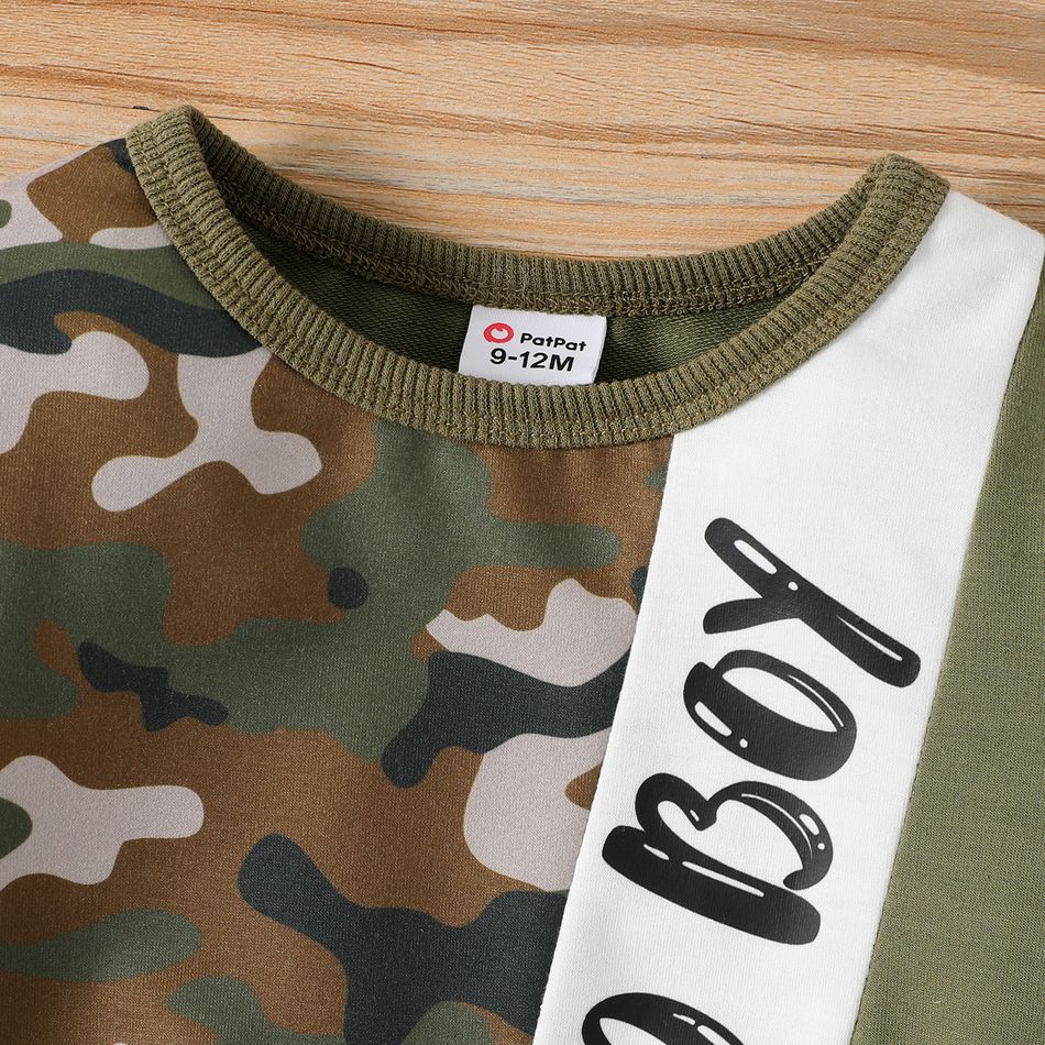 2pcs Baby Boy Letter Print Camouflage Spliced Long-sleeve Sweatshirt and Ripped Sweatpants Set Army green big image 3