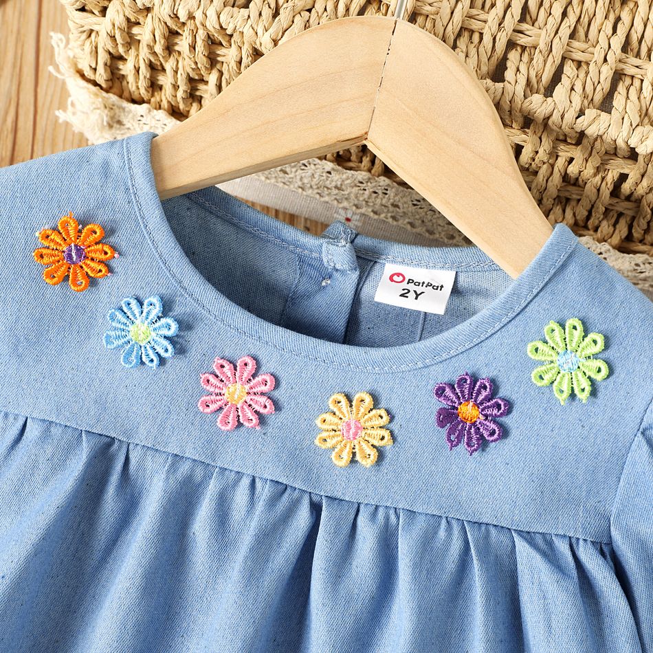 Toddler Girl Sweet Floral Embroidered Denim Long-sleeve Dress Blue big image 3