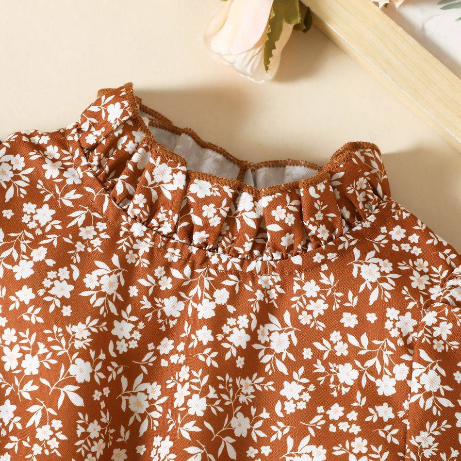 2pcs Toddler Girl Ruffle Collar Floral Print Long-sleeve Dress and Bowknot Design Vest Set Brown big image 3