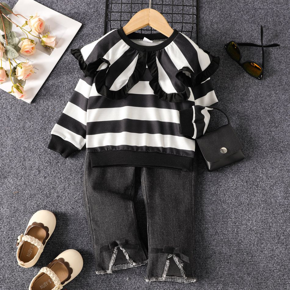 2pcs Toddler Girl Trendy Slit Denim Jeans and Stripe Statement Collar Sweatshirt Set BlackandWhite big image 1