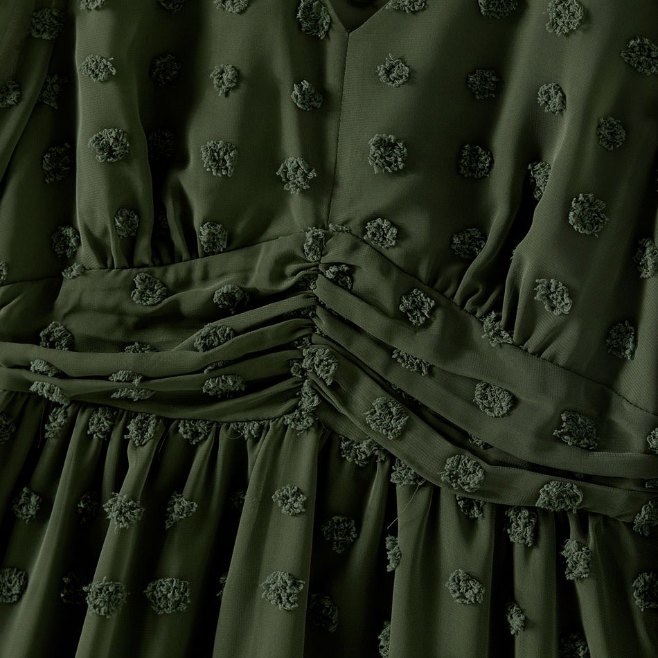 Mommy and Me Dark Green Swiss Dot V Neck Long-sleeve Flowy Dresses GrassGreen big image 3